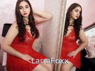 LarraFoxx