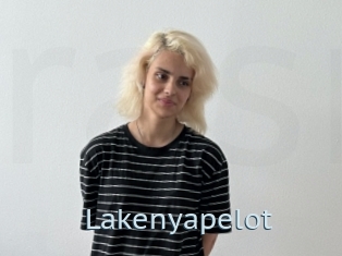 Lakenyapelot