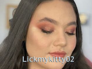Lickmykitty02