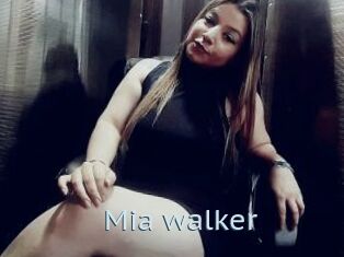 Mia_walker