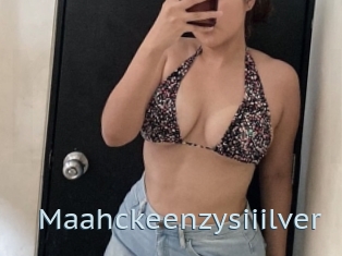 Maahckeenzysiiilver