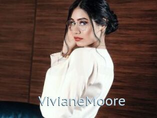 VivianeMoore